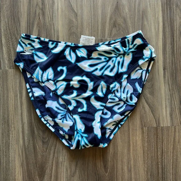 Speedo Two Piece Bikini Swimsuit - Picture 6 of 10
